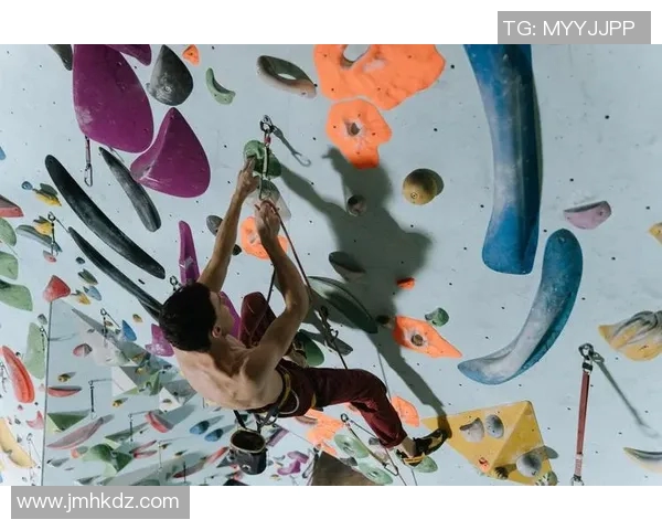 成都攀岩队在极限运动世界杯中的心理素质表现分析与点评