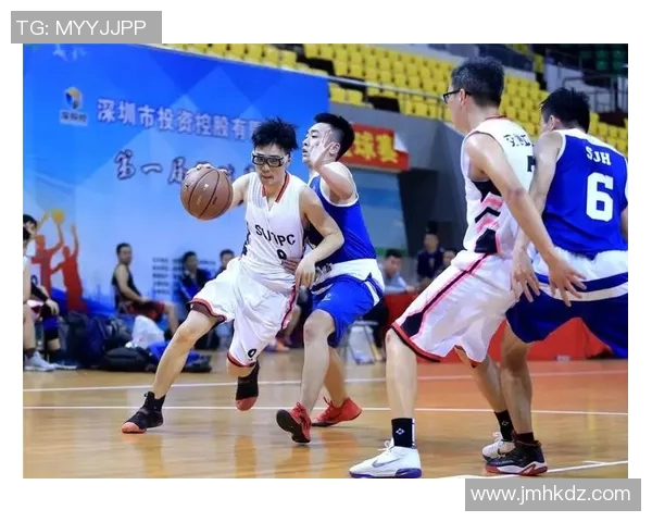 深圳篮球队以91分领跑杯赛积分榜展现强劲实力 深圳篮球队以91分领跑杯赛积分榜展现强劲实力