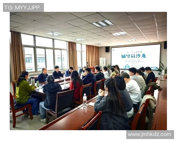 深圳足球队耐力争议引发热议球迷与专家各抒己见探讨背后原因 深圳足球队耐力争议引发热议球迷与专家各抒己见探讨背后原因