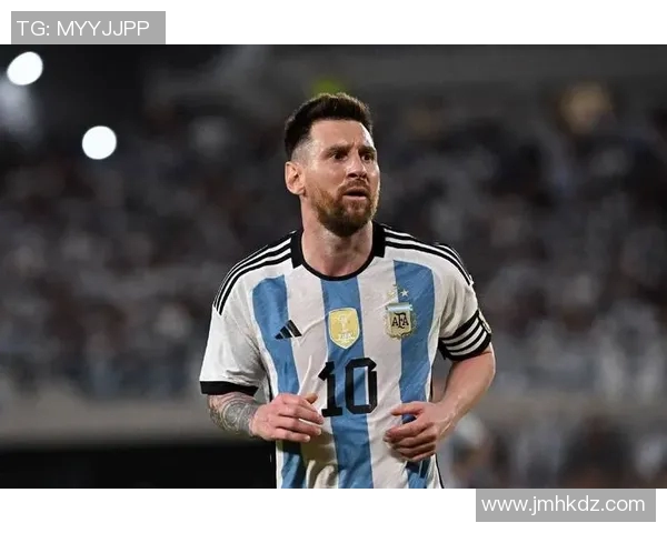 独特风格与魅力并存的足球明星们展现个性与才华的精彩瞬间 独特风格与魅力并存的足球明星们展现个性与才华的精彩瞬间