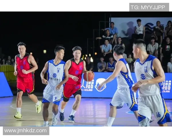 赛后分析:上海篮球队与南京篮球队的默契配合与战术执行探讨 赛后分析:上海篮球队与南京篮球队的默契配合与战术执行探讨