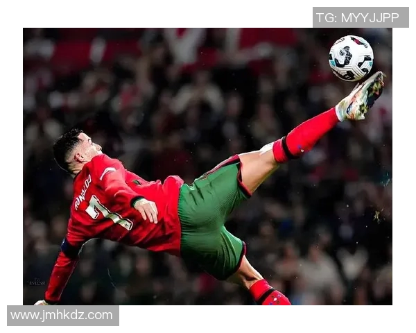 足球明星C罗拼图的魅力与传奇生涯探索之旅 足球明星C罗拼图的魅力与传奇生涯探索之旅